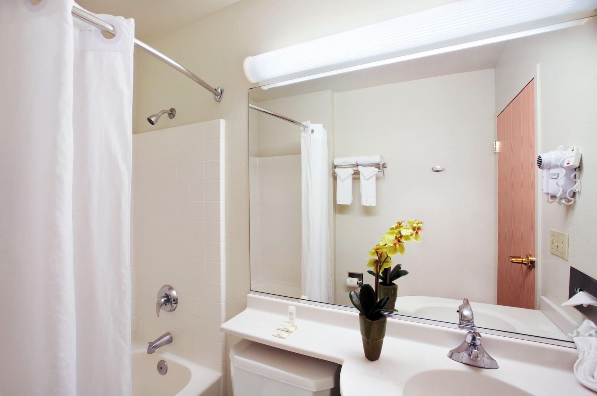 Microtel Inn&Suites Modesto Ceres Rom bilde