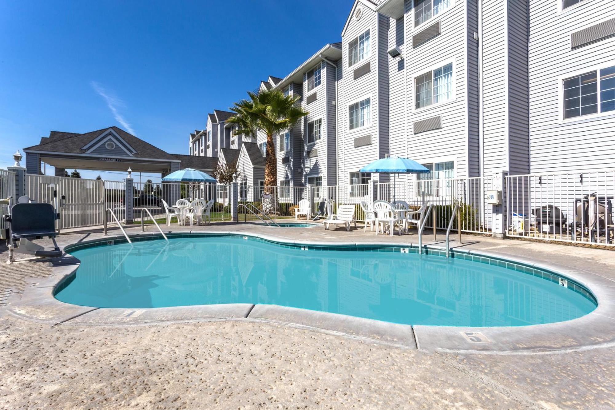 Microtel Inn&Suites Modesto Ceres Eksteriør bilde